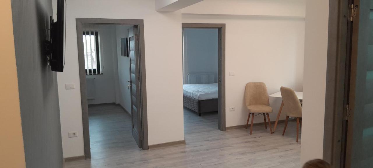 Apartament 3 Camere, Targu Neamt Et4 Extérieur photo