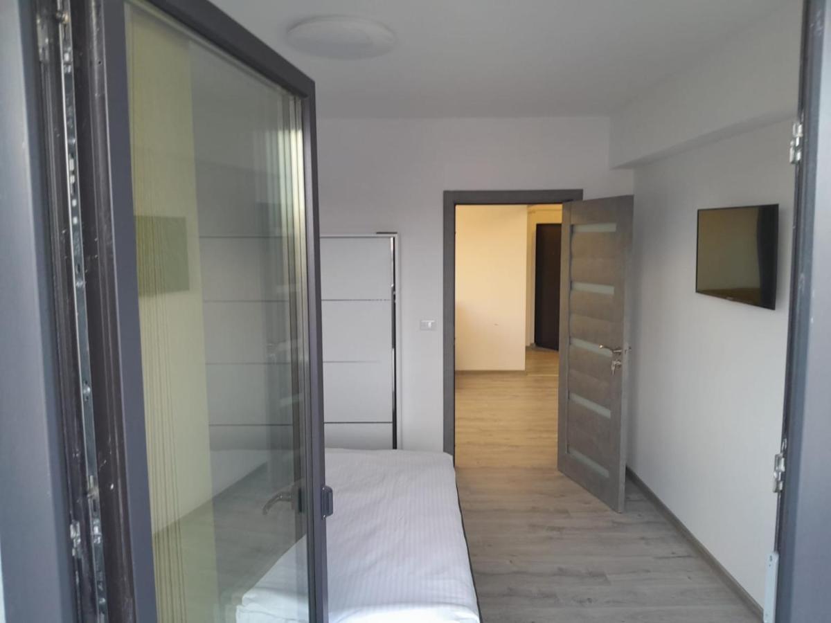 Apartament 3 Camere, Targu Neamt Et4 Extérieur photo